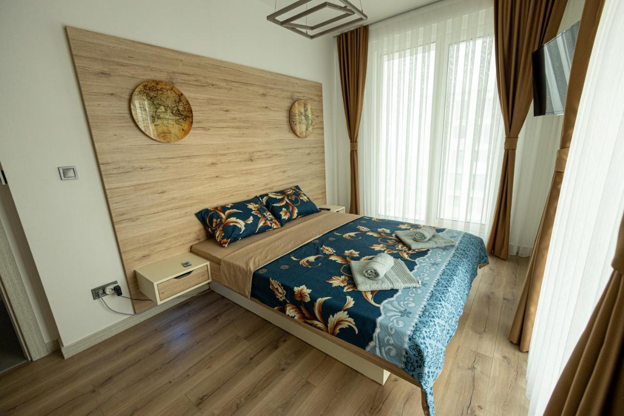 19Th & 18Th Floor Secure Apartments With Pool & Fitness & Parking Included In Price Skopje Exteriör bild
