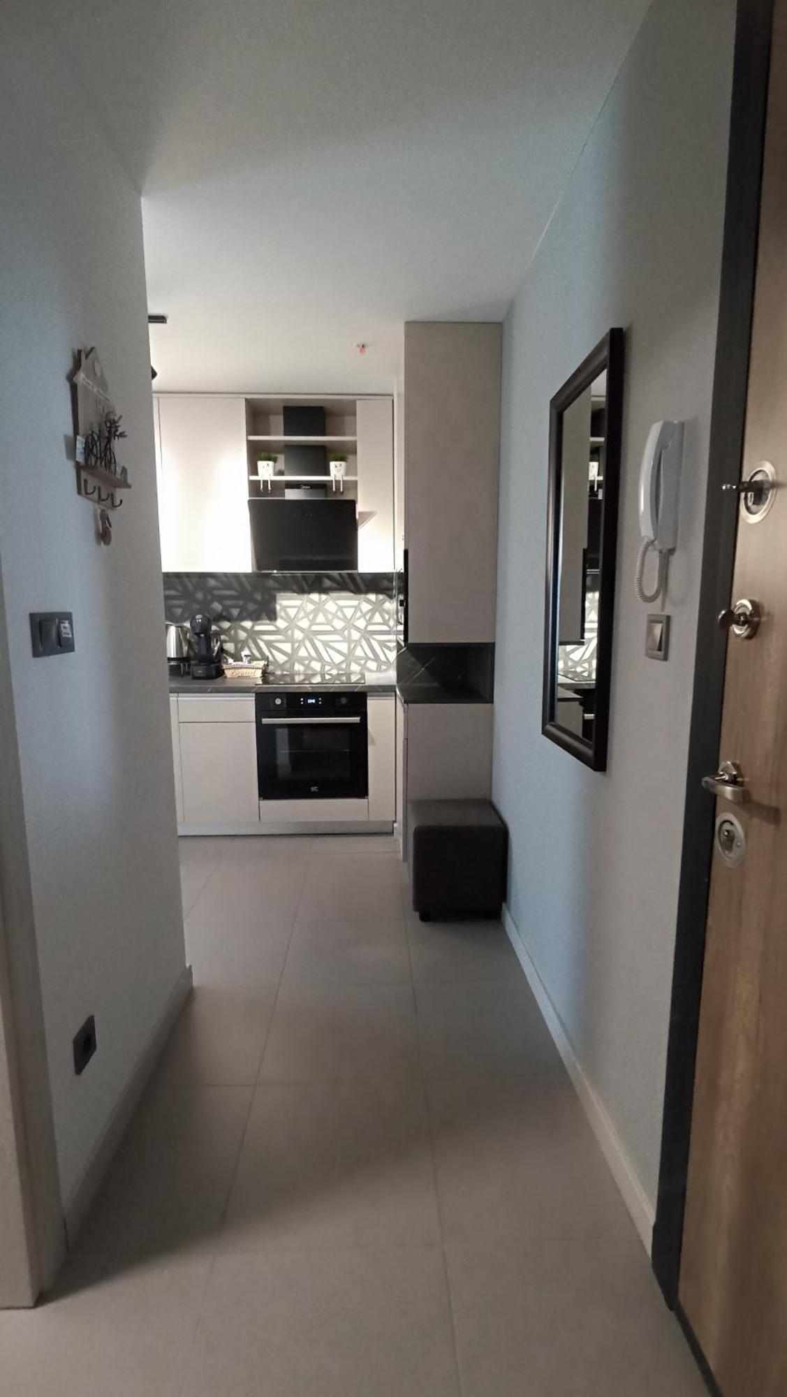 19Th & 18Th Floor Secure Apartments With Pool & Fitness & Parking Included In Price Skopje Exteriör bild