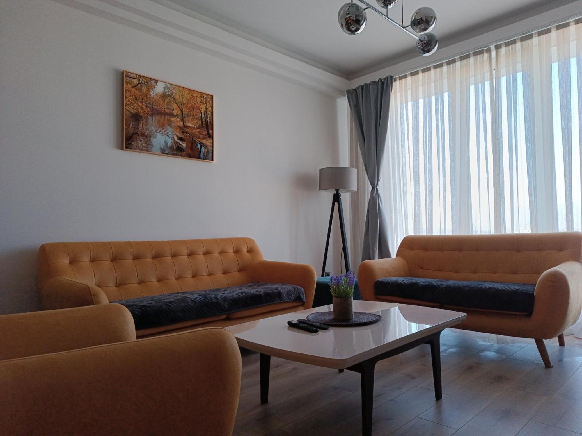 19Th & 18Th Floor Secure Apartments With Pool & Fitness & Parking Included In Price Skopje Exteriör bild