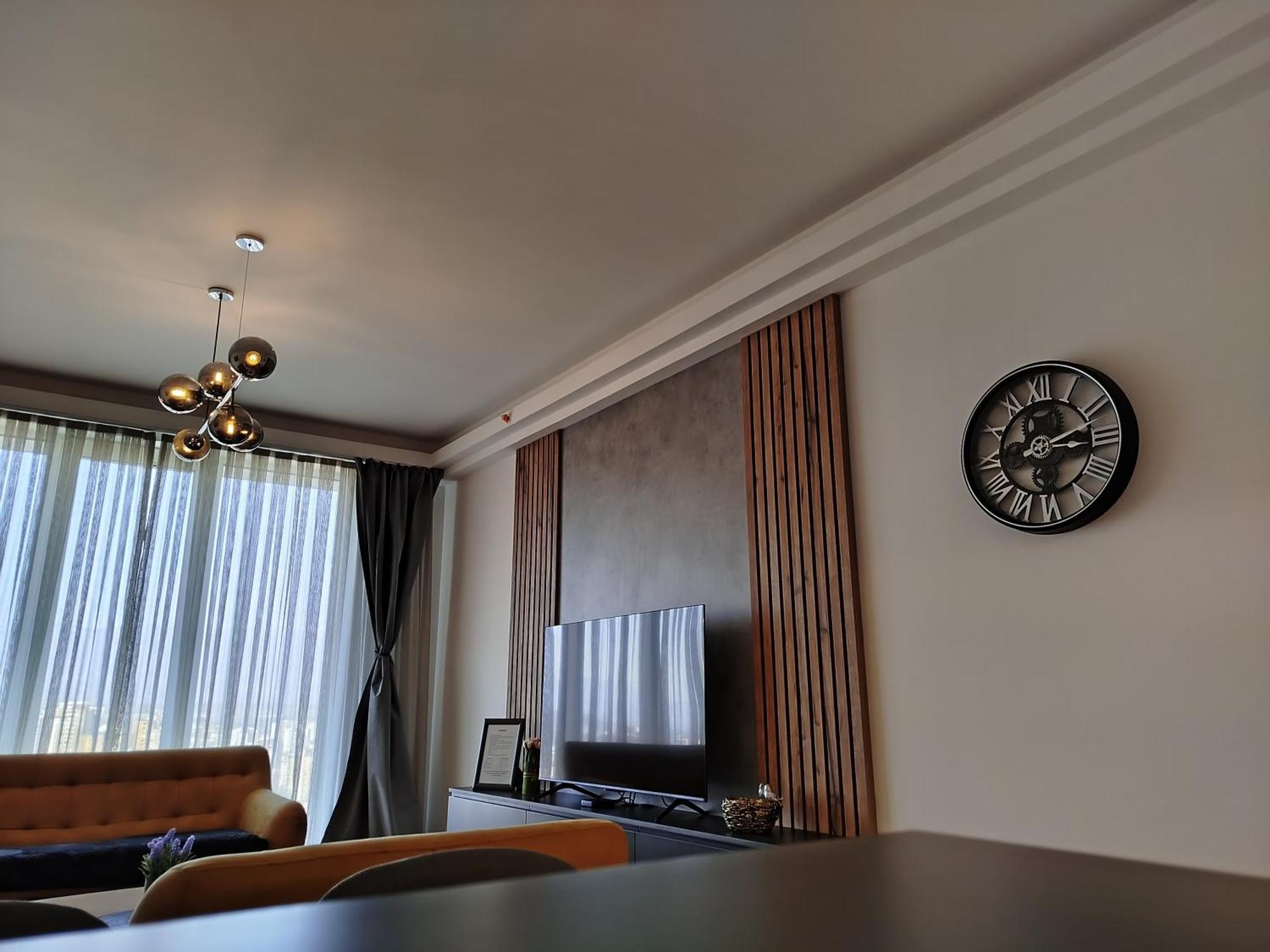 19Th & 18Th Floor Secure Apartments With Pool & Fitness & Parking Included In Price Skopje Exteriör bild